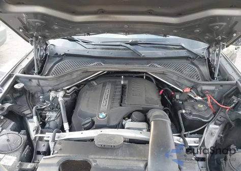 2015 BMW X5 xDrive35I из США, поврежденный, VIN 5UXKR0C59F0P15789